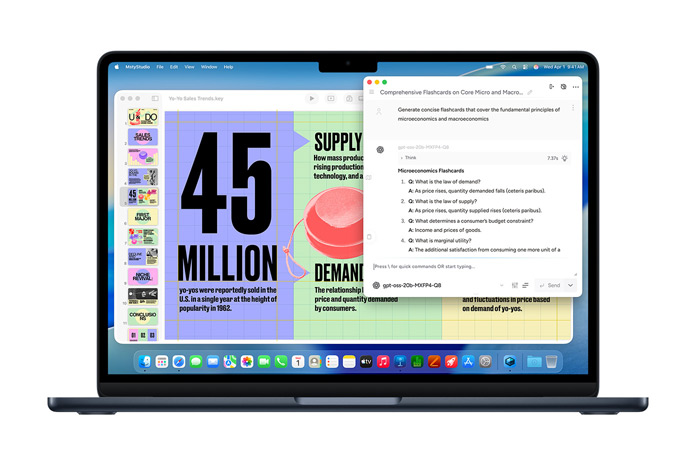 MacBook viser Msty Studio med stikkordsbaserte studiekort for mikroøkonomi som et eksempel på KI-mulighetene på enheten.