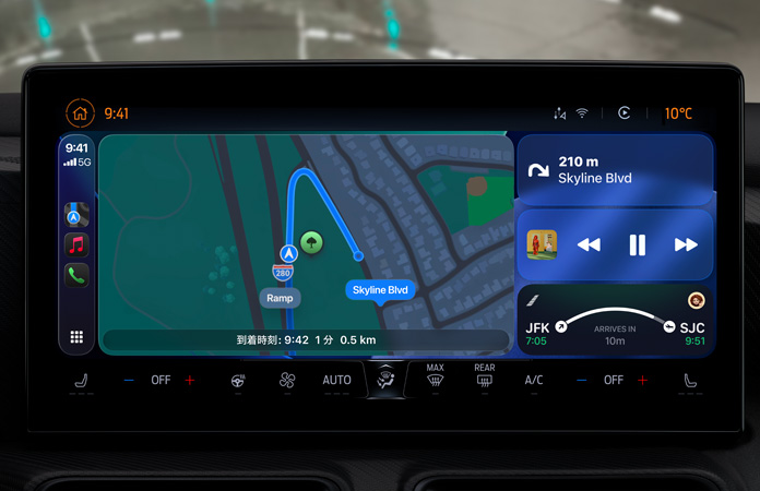 新しいデザインがハイライトされている、車内のCarPlay