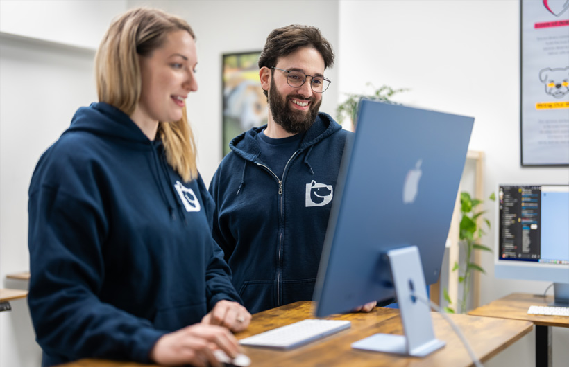 With the expansive display of iMac, operations managers can scan the day’s details at a glance.