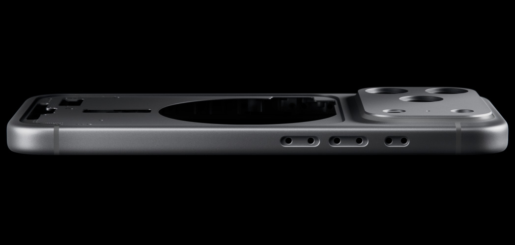 iPhone 17 Pro mostrato da dietro, guscio unibody in alluminio forgiato a caldo