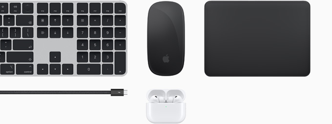 Auswahl an Zubehör mit Magic Keyboard mit Touch ID, Magic Mouse, Magic Trackpad, Thunderbolt 5 Pro Kabel und AirPods Pro